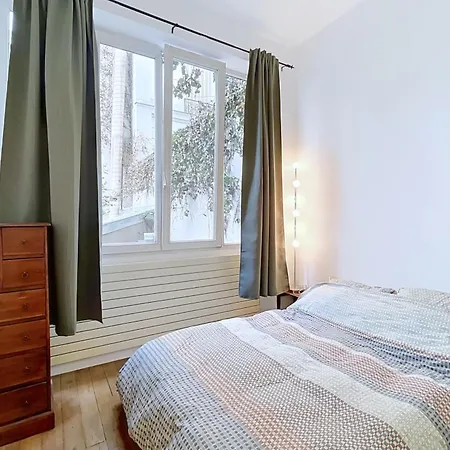 Charming Flat Near Sacre-coeur *