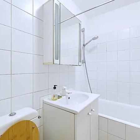 Charming Flat Near Sacre-coeur 아파트 *